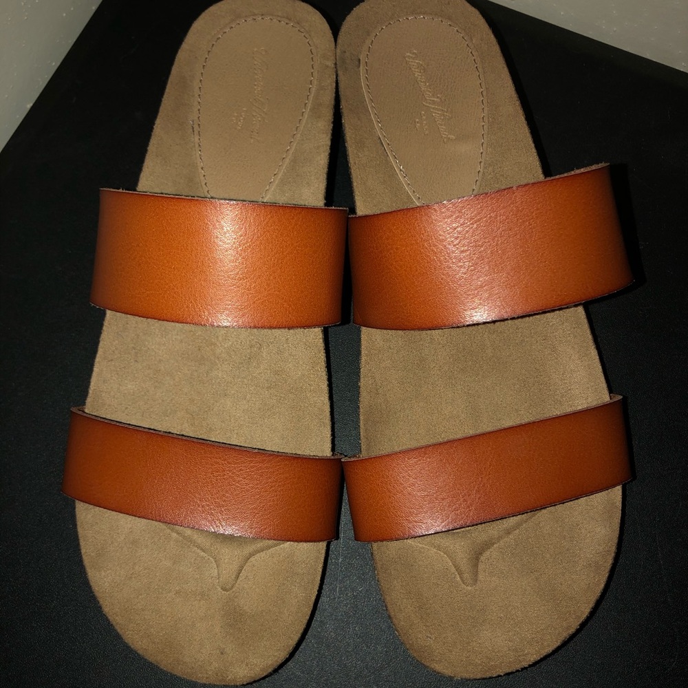 Universal Thread Wedge Brown Sandals size 8